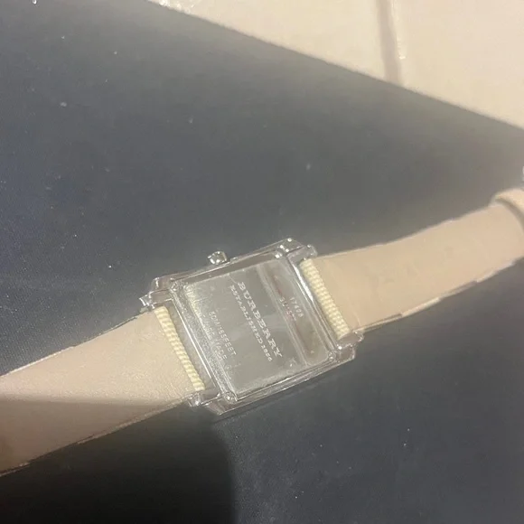 Burberry Beige and Black Checkered Women's Watch - Picture 4 of 15